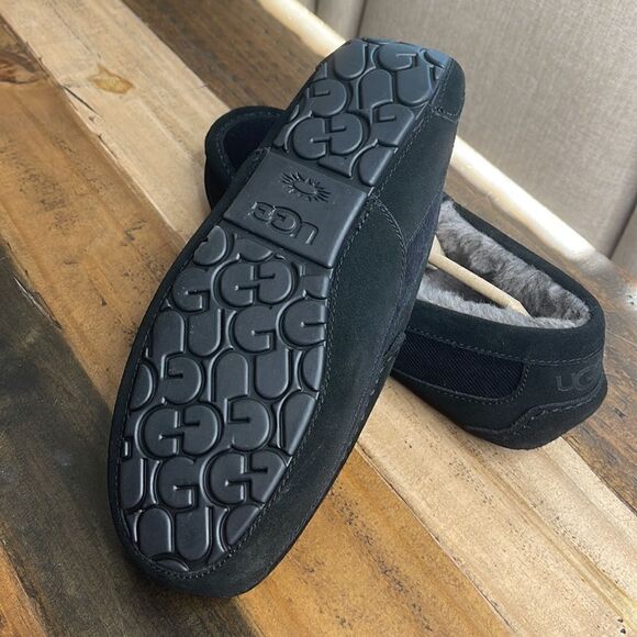 UGG Men ASCOT Corduroy II - Picture 6 of 11